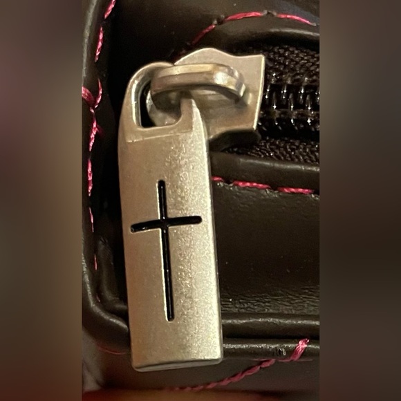 Christian Art Gift NWT Pink/Brown Bible Cover Faux Leather 1 Corinthians 13 Love - Picture 11 of 13